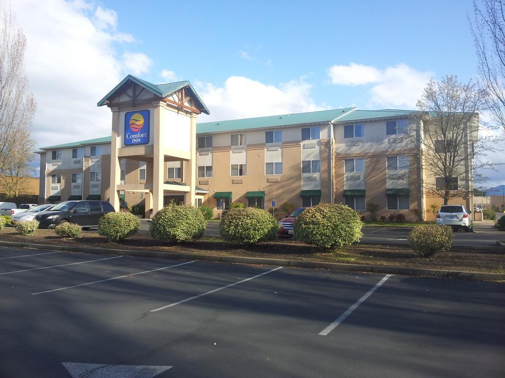 Comfort Inn Medford South מראה חיצוני תמונה